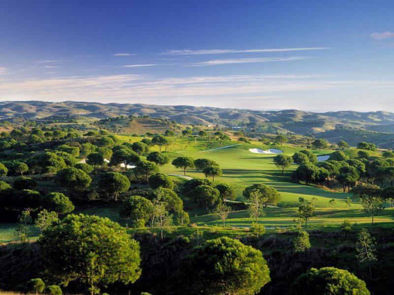 Golfreisen und Golfferien mit INFINITI GOLF - Monte Rei Algarve Portugal