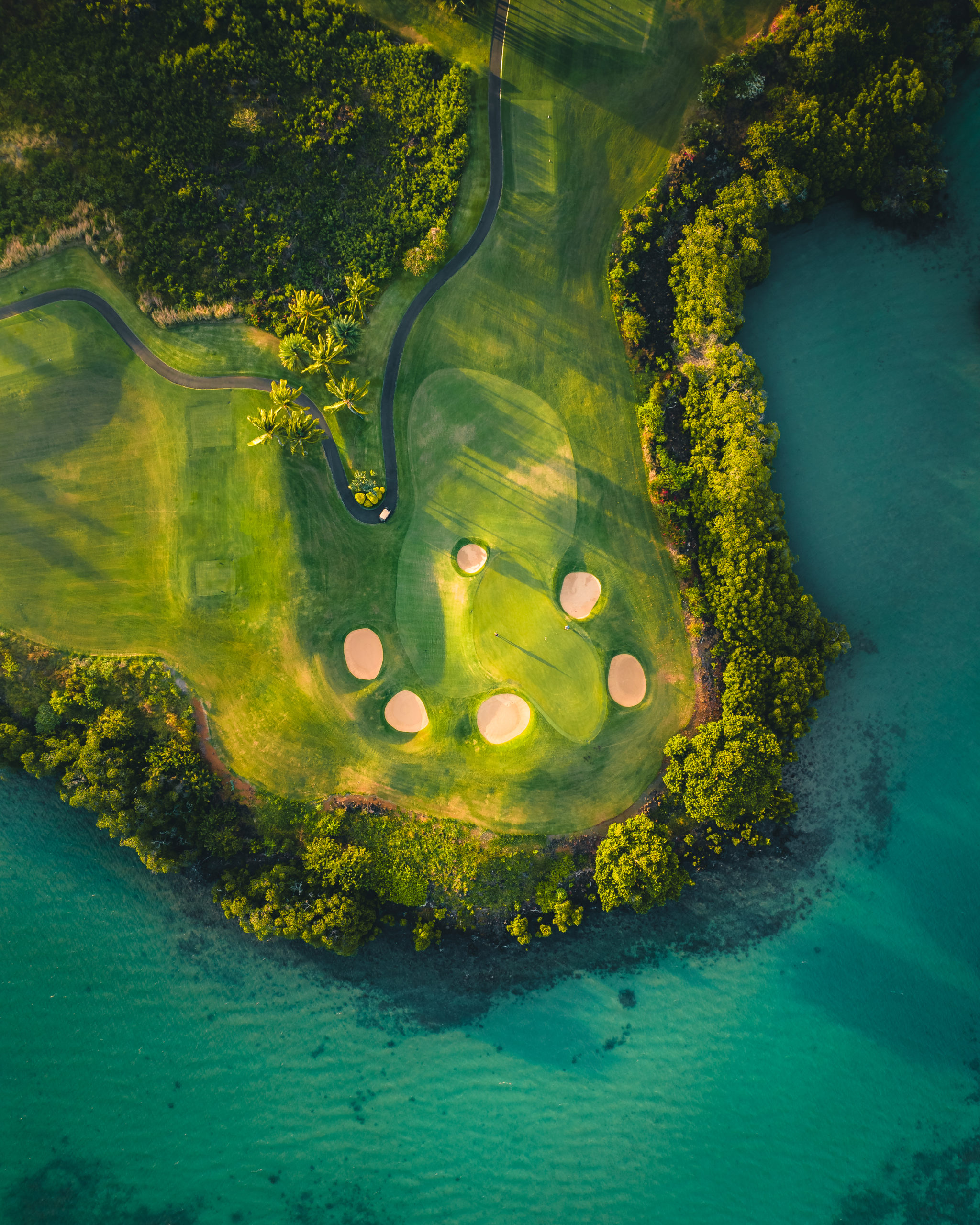 Anahita Golf Course