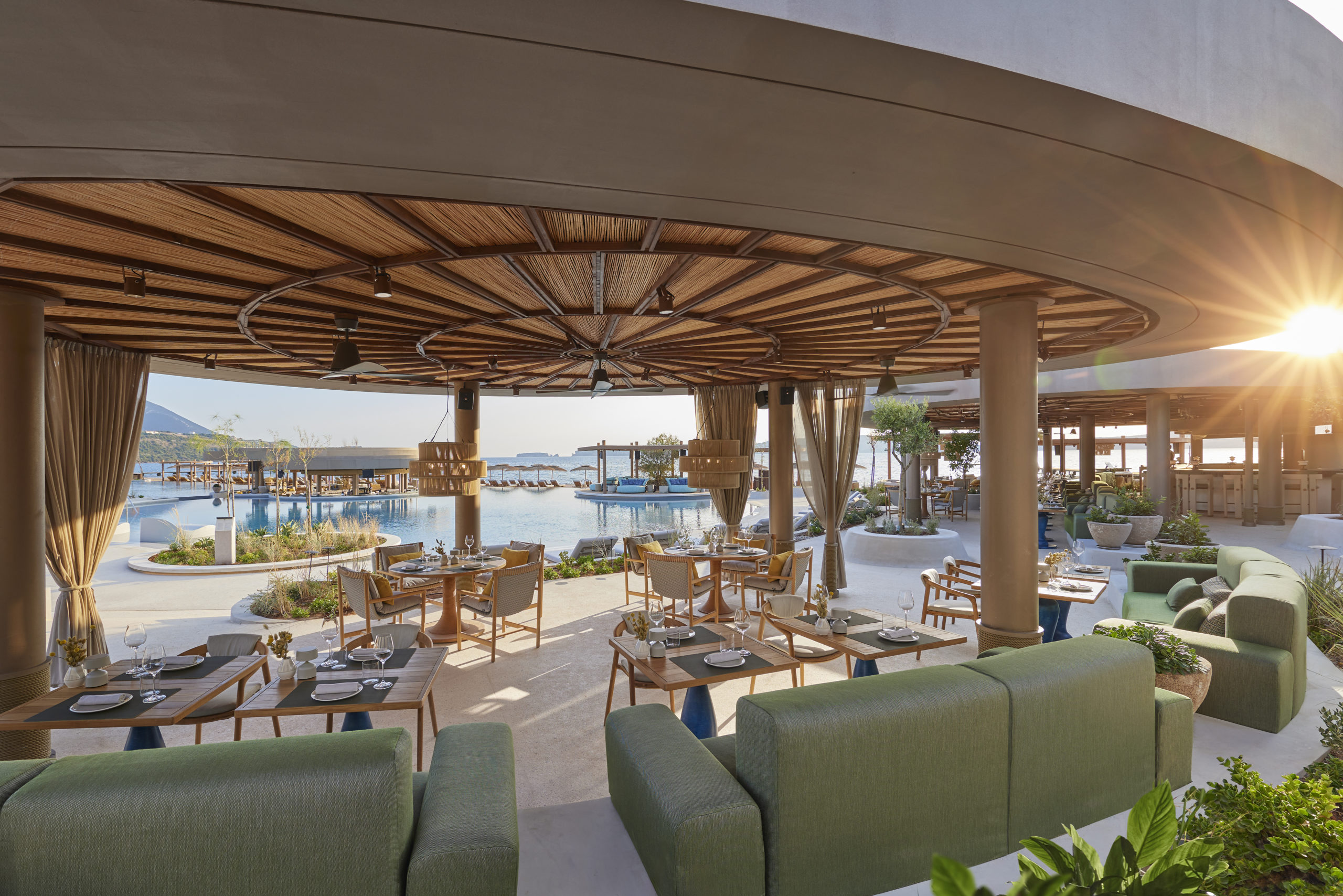 Mandarin Oriental Costa Navarino Restaurant