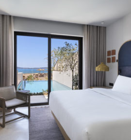 W Costa Navarino Suite