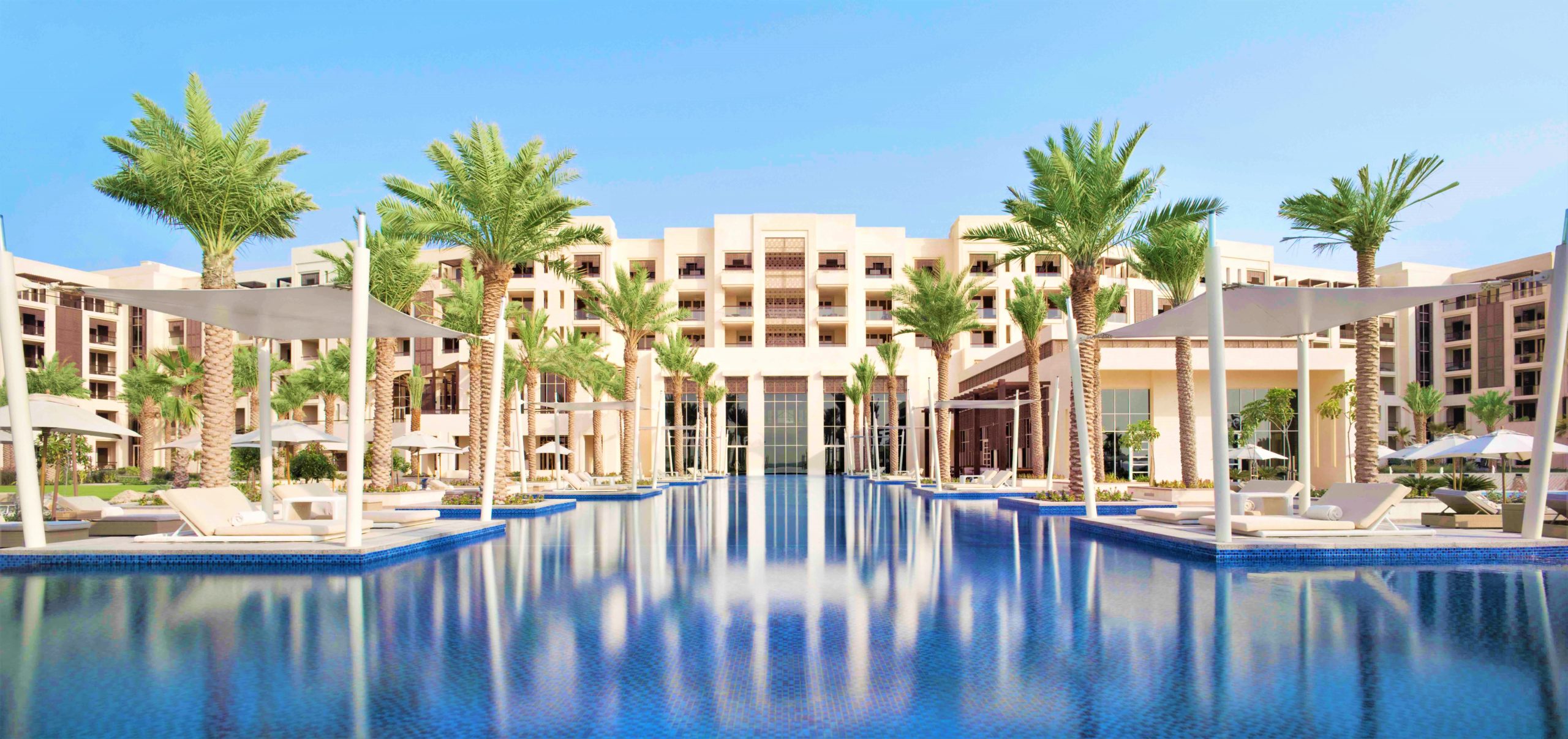 Park Hyatt Abu Dhabi Golfreisen Pool View