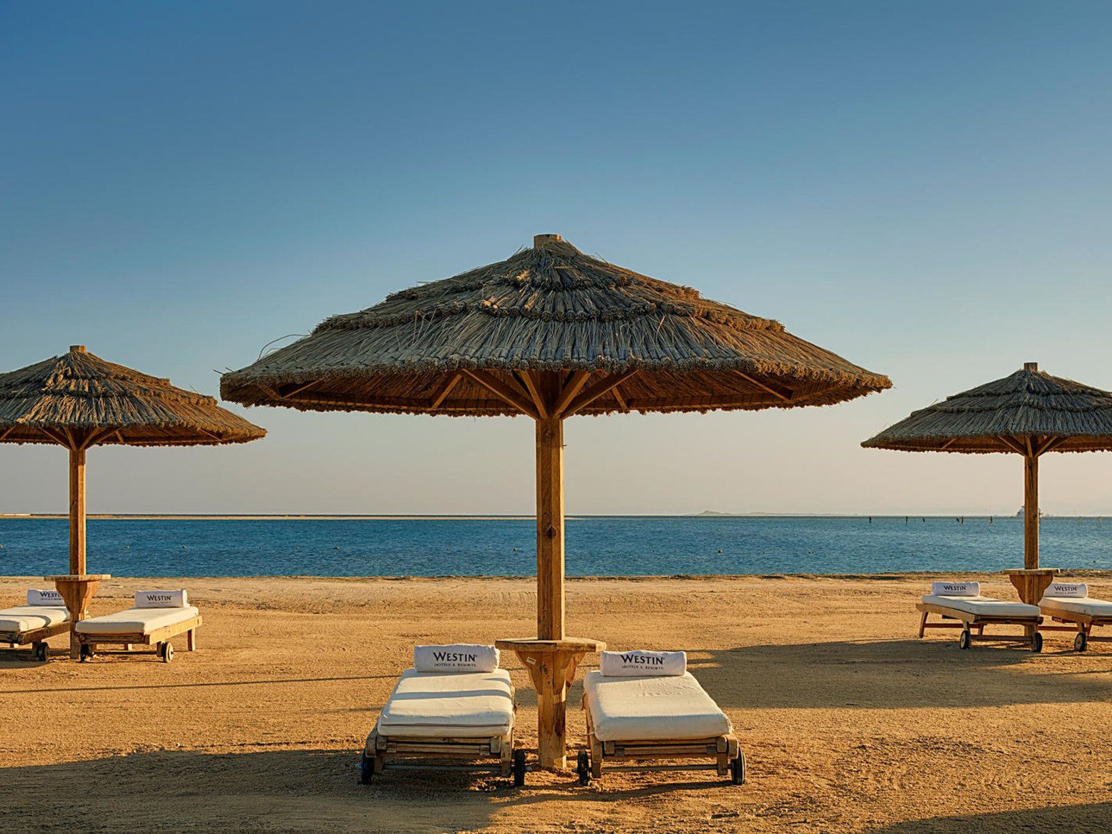 Cascades Hotel and Golf Resort Thalasso Spa Strand