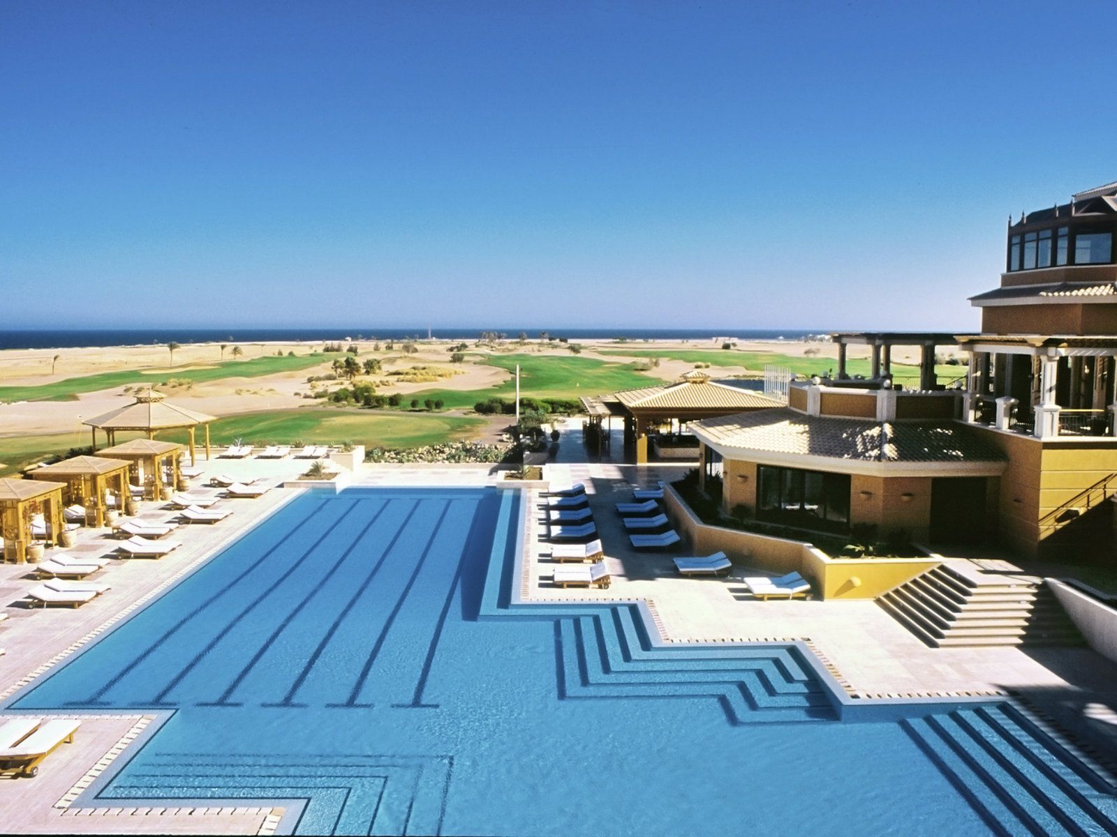 Cascades Hotel and Golf Resort Thalasso Spa Pool