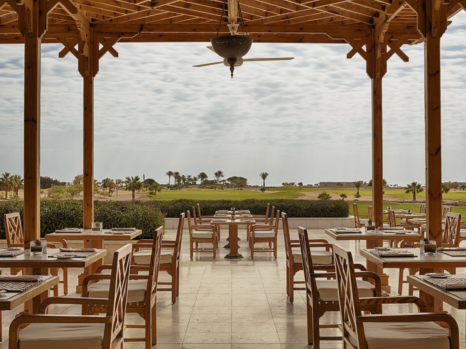 Cascades Hotel and Golf Resort Thalasso Spa Restaurant Spikes