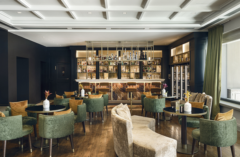 Toskana Resort Castelfalfi Italien Golfreise Bar