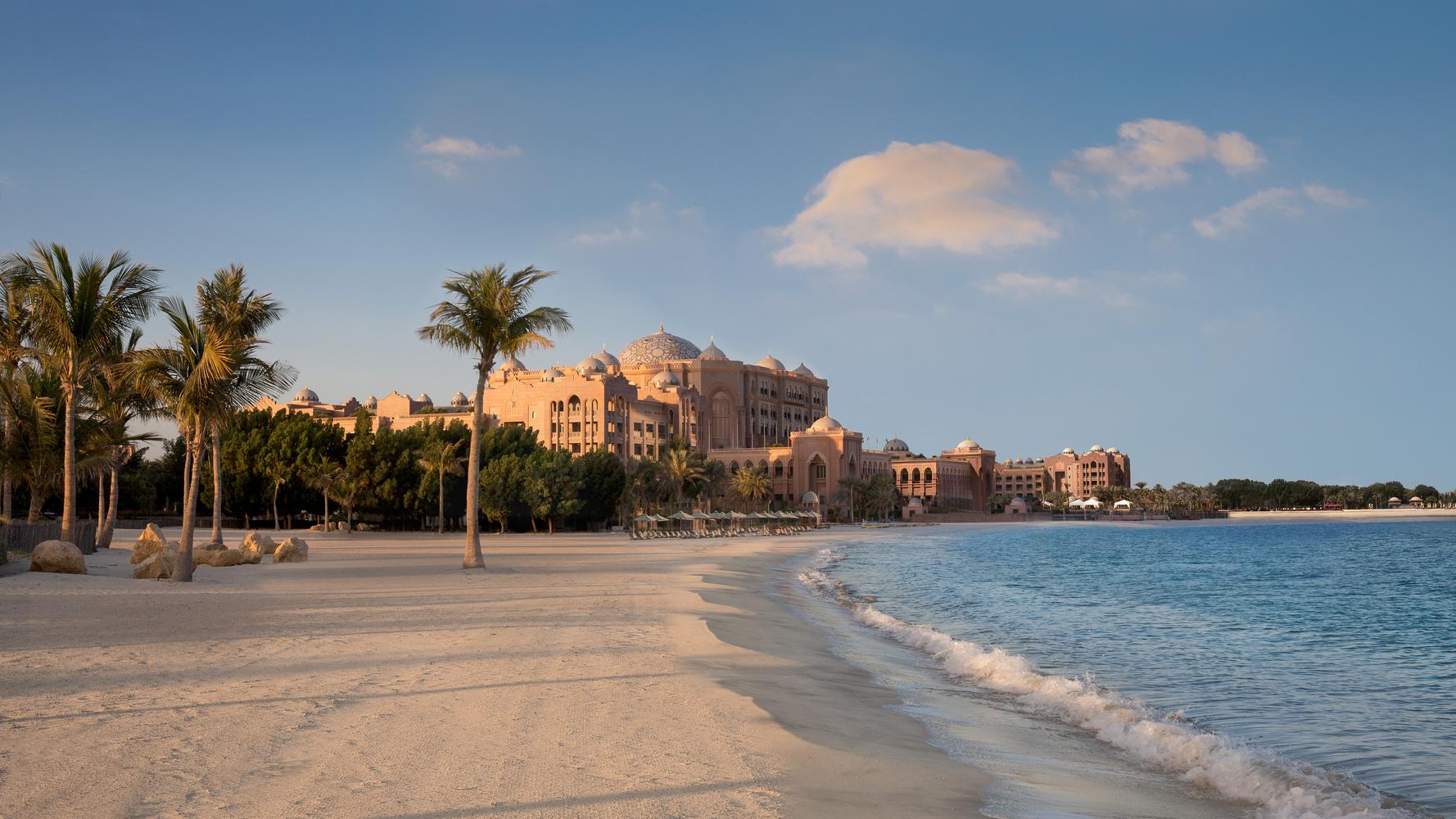 Golfferien im Emirates Palace Abu Dhabi Privater Beach