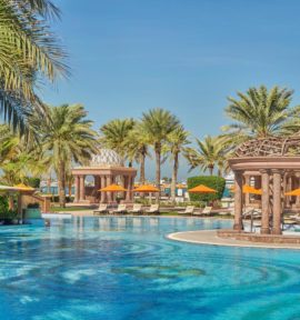Golfferien im Emirates Palace Abu Dhabi Pool
