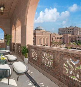 Golfferien im Emirates Palace Abu Dhabi Zimmer mit Aussicht