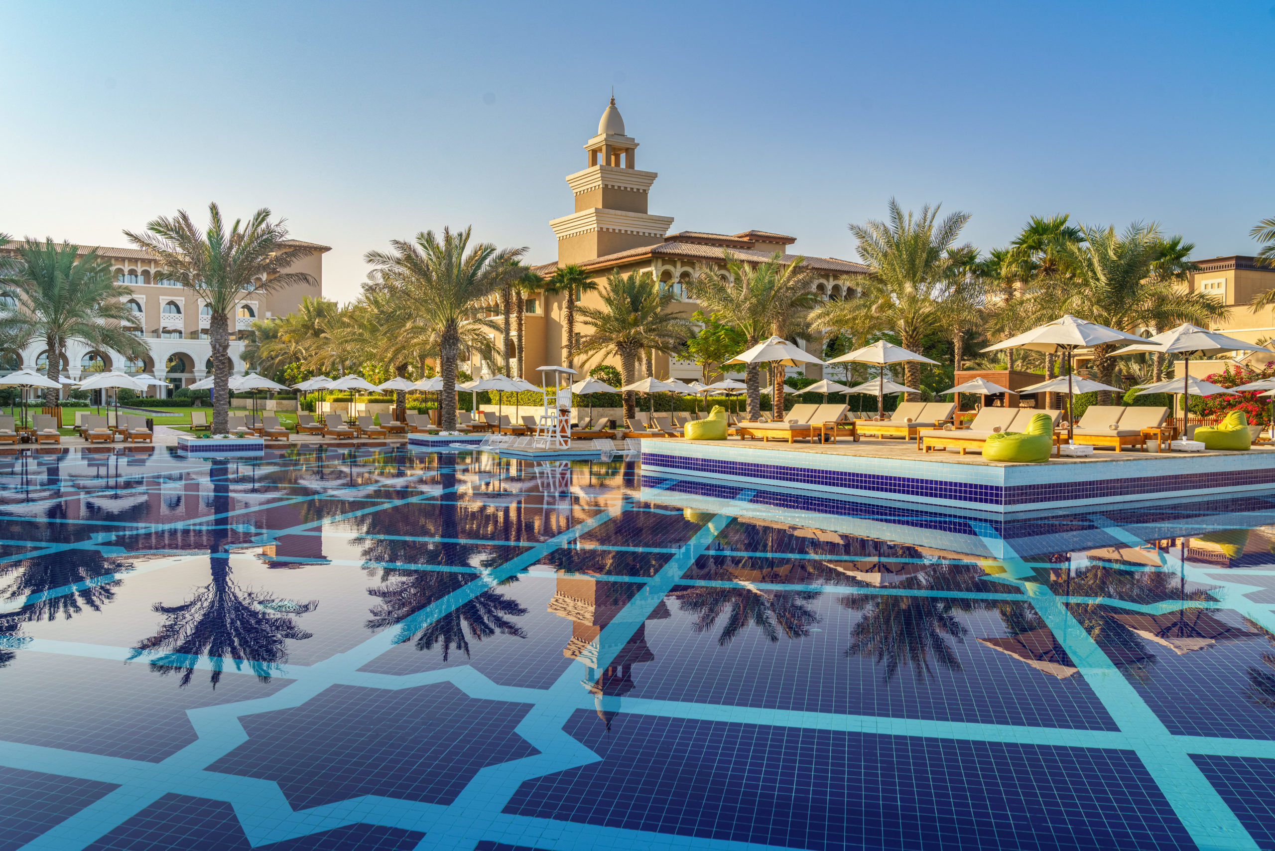 Rixos Premium Saadiyat Island Golfferien Pool