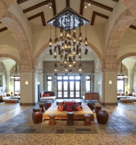 Westin Costa Navarino Golfreise Lobby