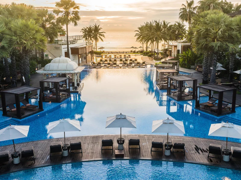 Centara Grand Hotel Hua Hin Pool
