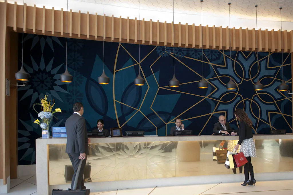 Crowne Plaza Yas Island Abu Dhabi Emirate Reception