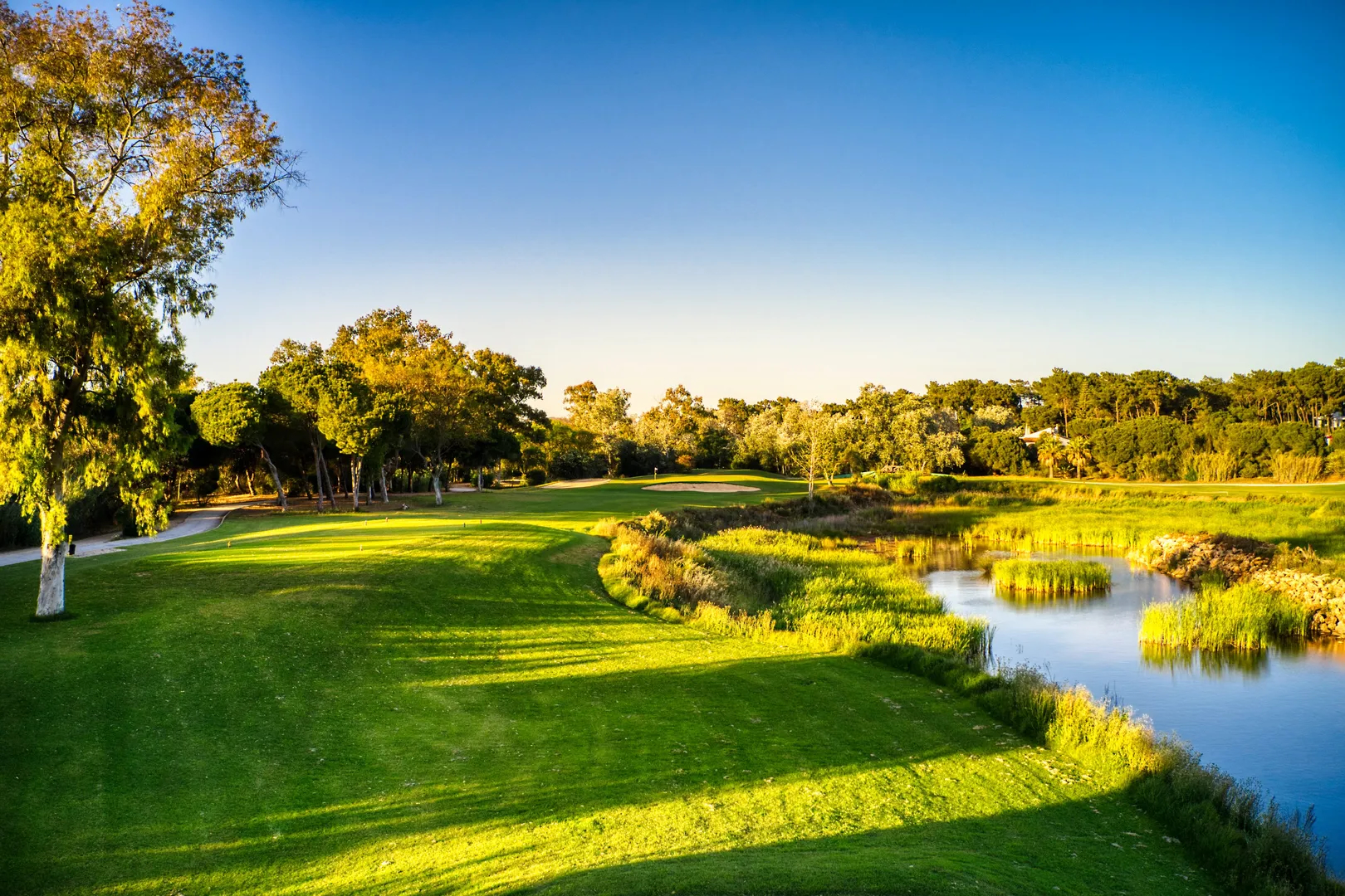 Dom Pedro Laguna Golf Course Algarve Portugal Lake