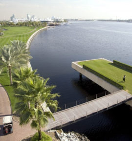 Dubai Creek Golf Emirate Fairway und Green Tee Box