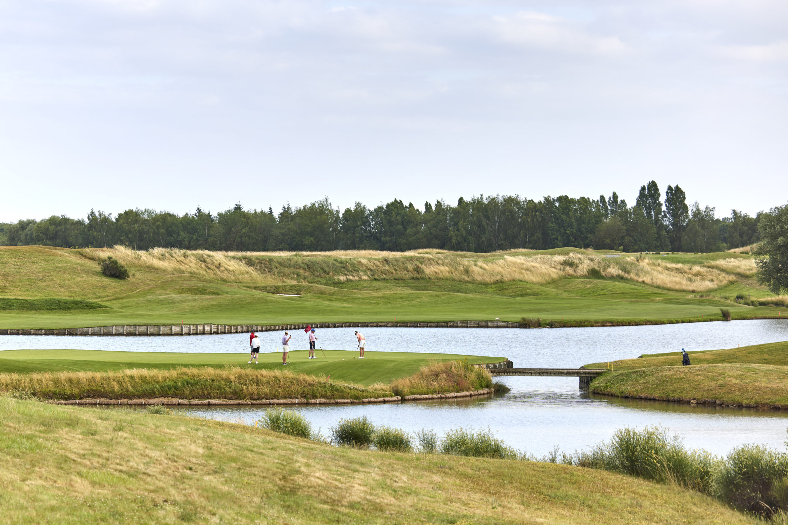 Le Golf National Paris Golfreise Frankreich Albatros Golf Course Gruppe auf Green