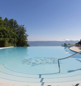 Hotel Royal Evian Golf Resort Golfreisen und Golfferien Pool