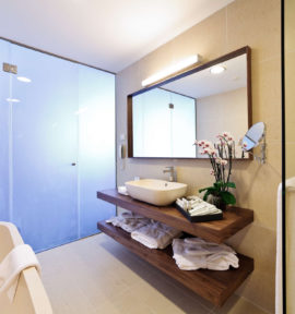 Lighthouse Golf & Spa Resort Bulgarien Badzimmer