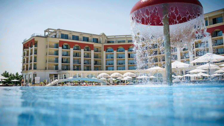 Lighthouse Golf & Spa Resort Bulgarien Pool