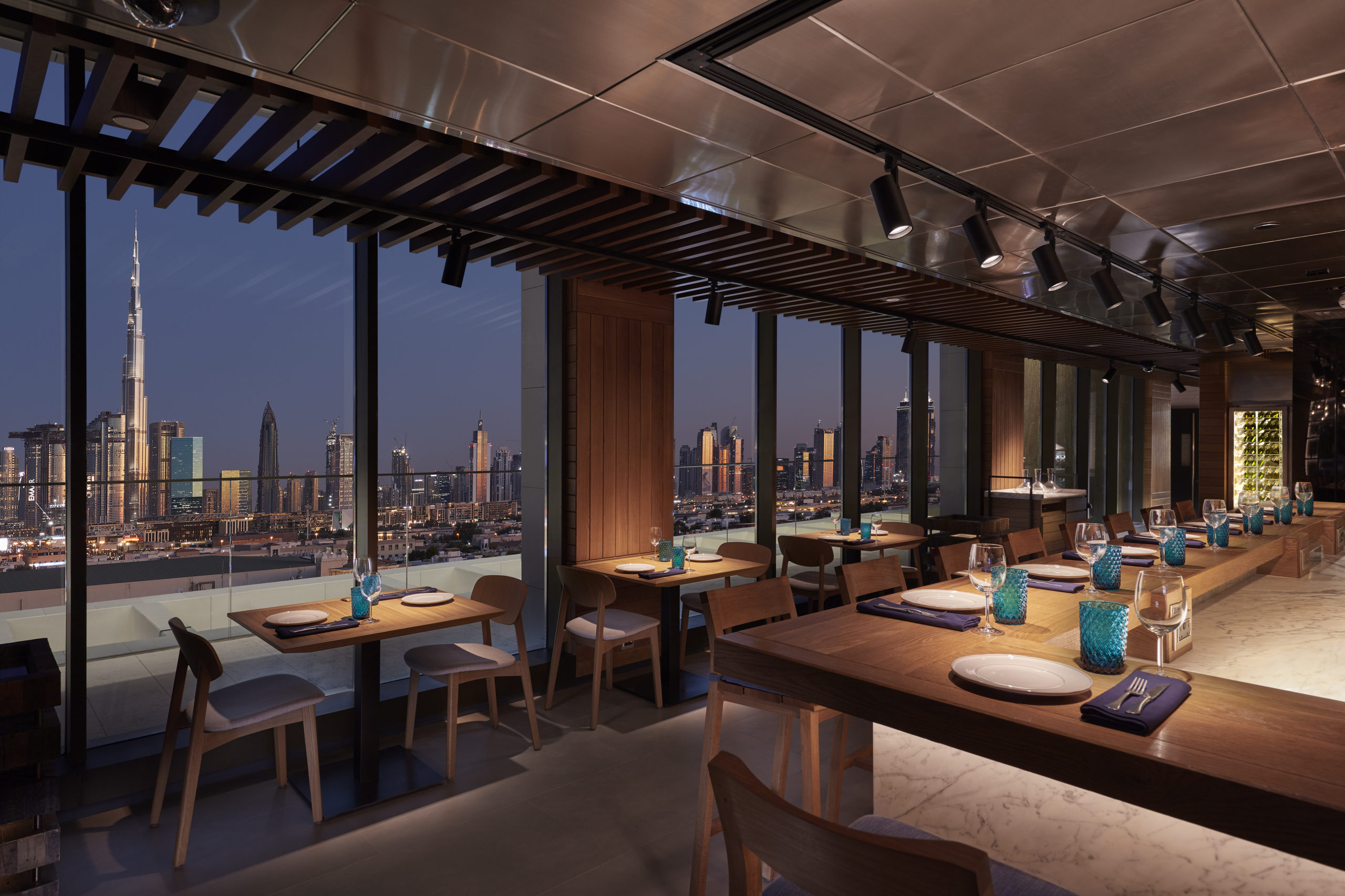Mandarin Oriental Jumeira Dubai Golfferien und Golfreisen Roof Top Restaurant