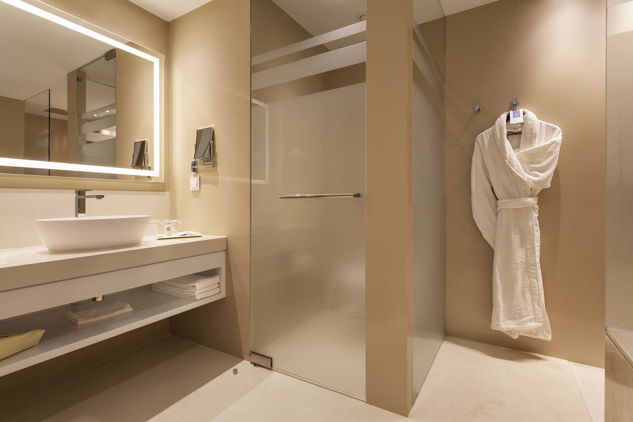 Pine Cliffs Resort Luxury Collection Badzimmer