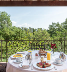 Terre Blanche Golf & Spa Resort Provence Frankreich Frühstück