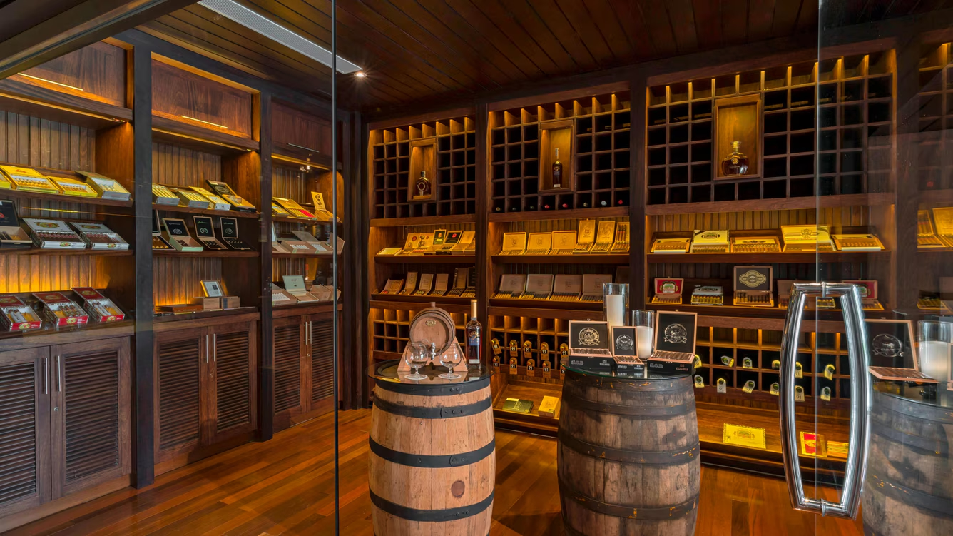 The Westin Punta Cana Resort Dominikanische Republik Karibik Cigar Lounge