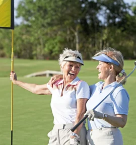 Excellence Queen Flussfahrt Golfferien Golfspiel