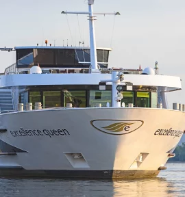 Excellence Queen Flussfahrt Golfferien