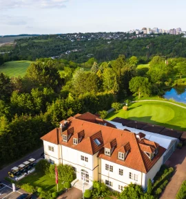 Excellence Queen Flussfahrt Golfferien Golf Würzburg