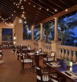 Ritz-Carlton Dubai Jumeirah Beach Outdoor Restaurant