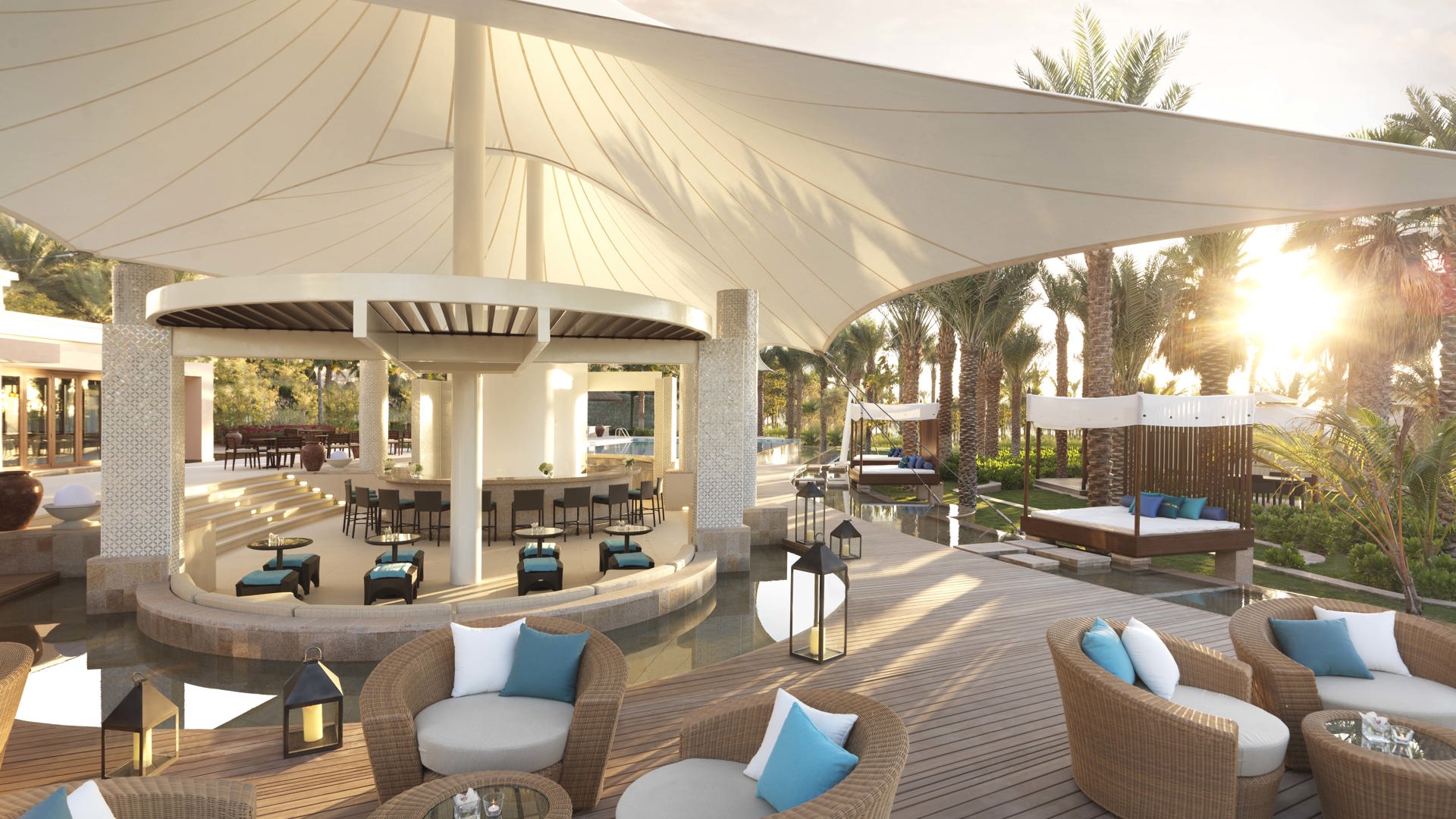 Ritz-Carlton Dubai Jumeirah Beach Relax