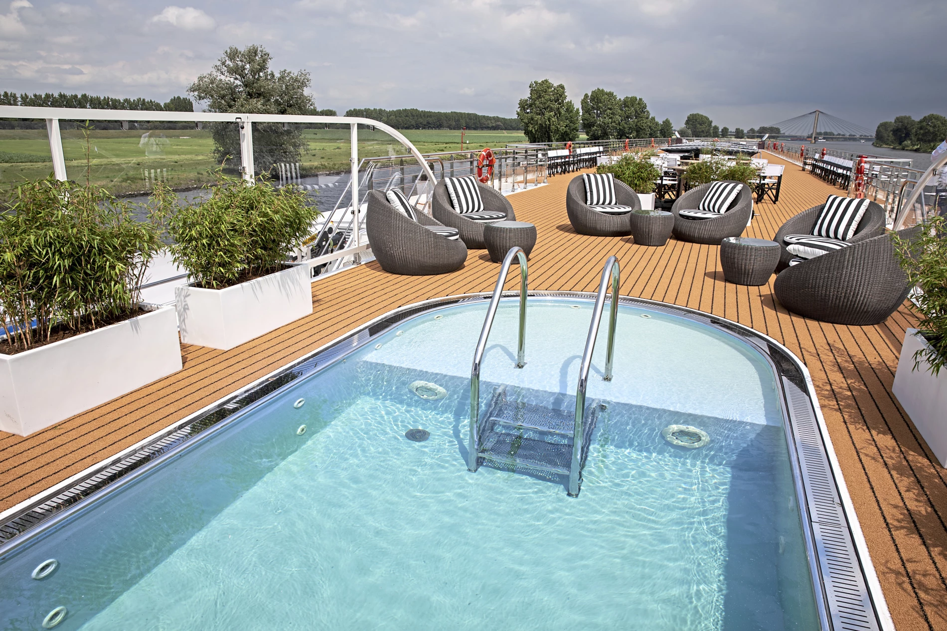 Excellene Flussfahrt mit Rob Spence