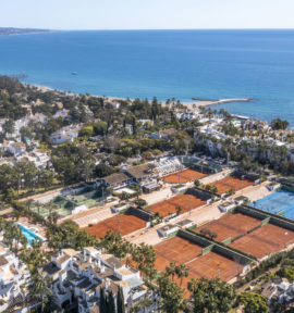 Puente Romano Beach Resort Marbella Andalusien Tennisplätze