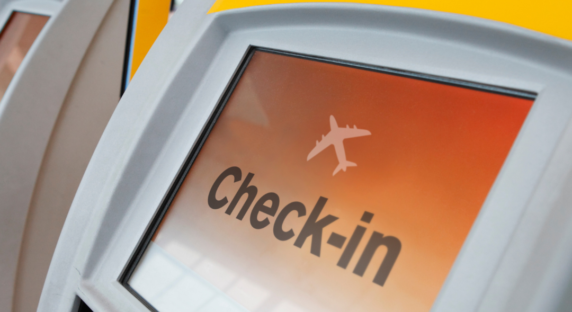 Das Golfgepäck fliegt gratis mit